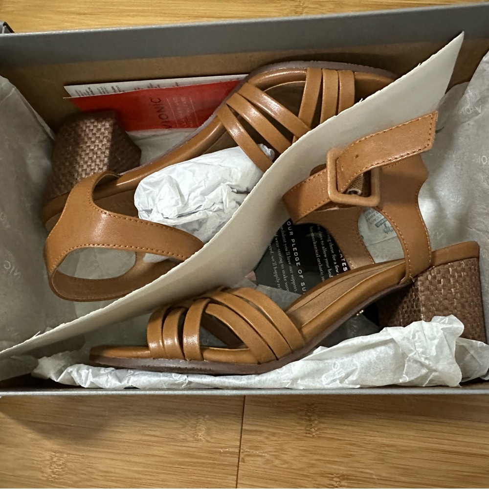 Vionic Peony Nat Sandals Woven Leather Heel Open Toe Papaya Tan Brown 7 NIB